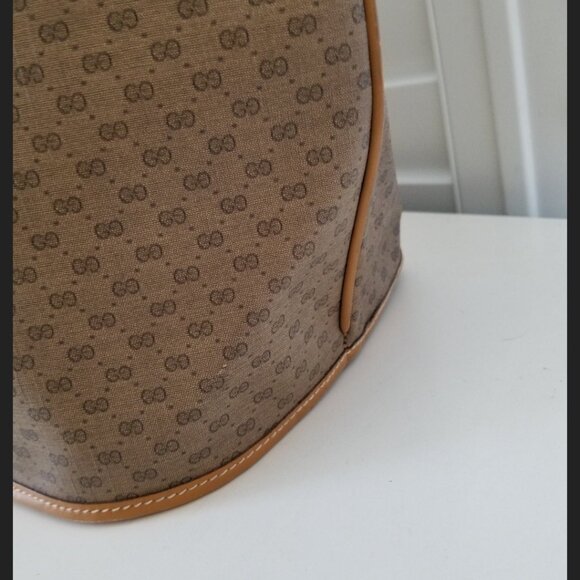 Vintage Gucci GG Luggage Set with Stripes - Picture 14 of 16